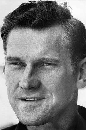 Donald O'Brien in Emanuelle and the Last Cannibals