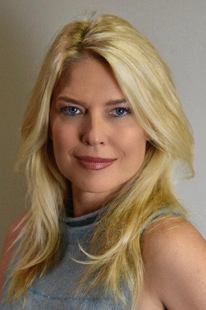 Elise Muller in Mayday