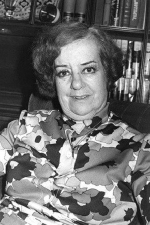 Carmen Martínez Sierra in Un cero a la izquierda