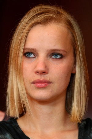 Joanna Kulig in Million Dollars