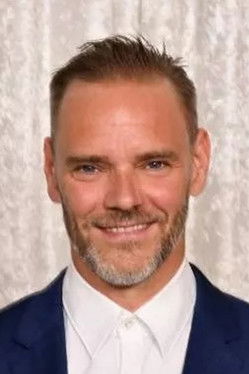 Joe Absolom in Extreme Ops