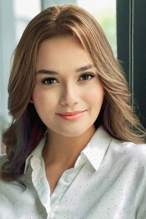 Yasmien Kurdi in Lovestruck