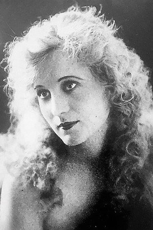 Louella Maxam in A Matrimonial Boomerang