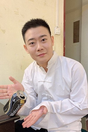 Yunping Luan in 2024天津卫视相声春晚