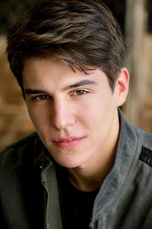 Michael Grant in Zoe Gone