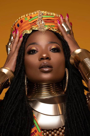 Efya in Chasing the Sound