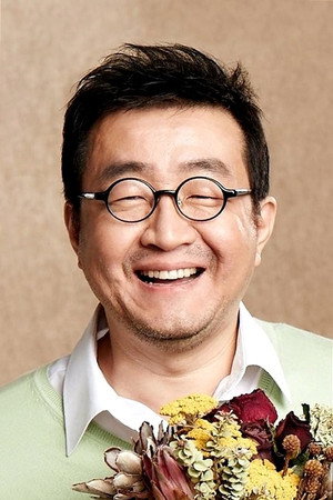 Nam Moon-chul in Apocalypse Runner