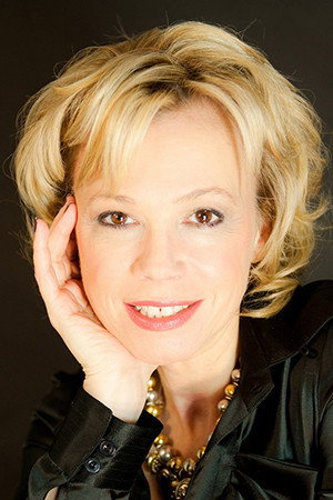 Martine St-Clair in Patrice Michaud: Dernière escale d’un grand voyage désorganisé