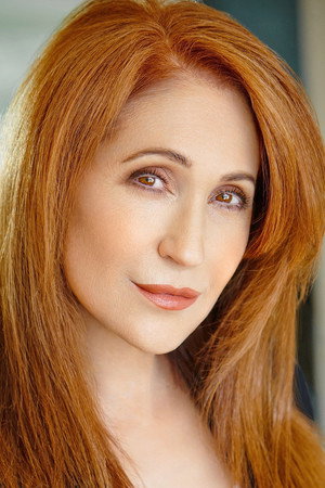 Elizabeth Arlen in Separate Lives