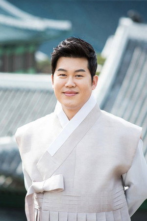 Nam Sang-il in The Road Called Life
