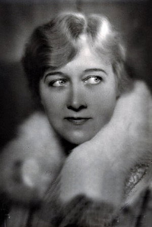 Louise Dresser in The Eagle