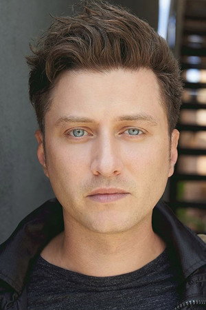 Keram Malicki-Sánchez in Happy Campers