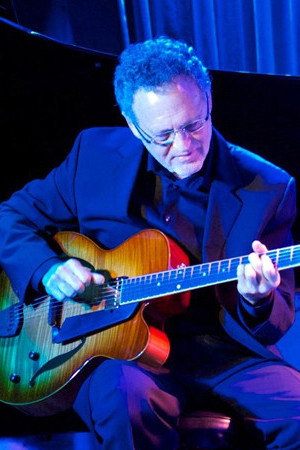 Bob Mann in James Taylor Pull Over