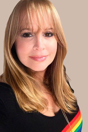 Marcela Labarca in El caso Laura