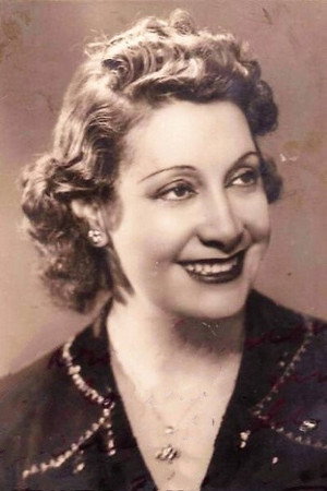 Ana Adamuz in Currito de la Cruz