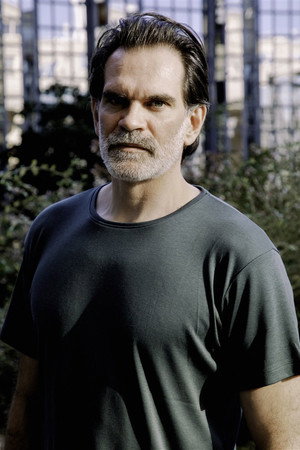 Luc Guiol in On m'a volé mon adolescence