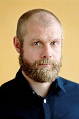 Micha Hulshof in Dead End