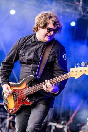 Jonathan Noyce in Gary Moore & Friends: One Night in Dublin
