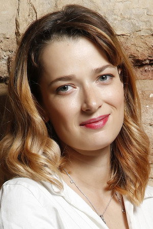 Marika Šoposká in Waves