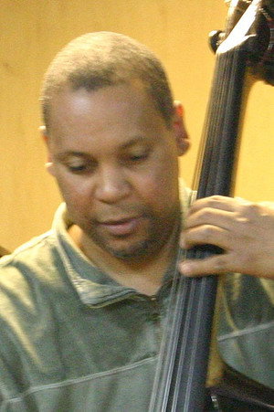 Santi Debriano in Nina Simone - Live in Pompeii