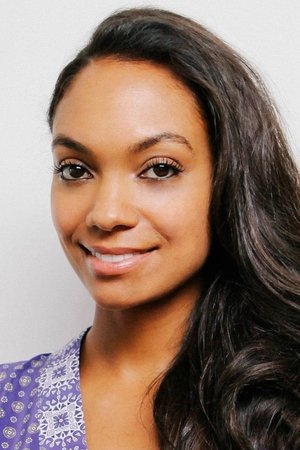 Lyndie Greenwood in This Movie Is Broken