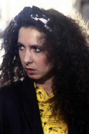 Katy Murphy in Dear Frankie