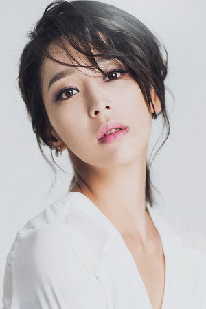 Han Go-eun in City of the Rising Sun