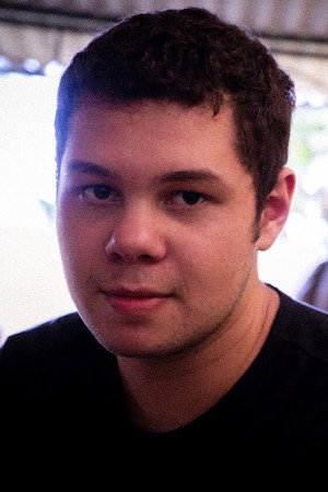 Mateus Simões in Summer Rain