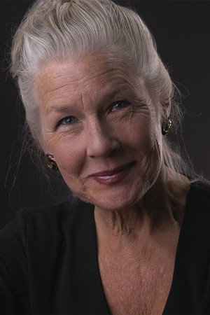 Elisabeth Henry-Macari in What Happened  Miss Simone