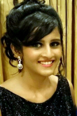Priya Mohan in Utharam Parayathe...