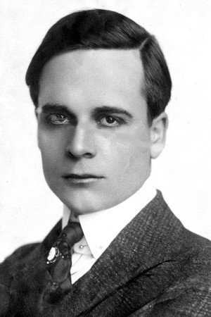 Edmund Cobb in The Lone Prairie