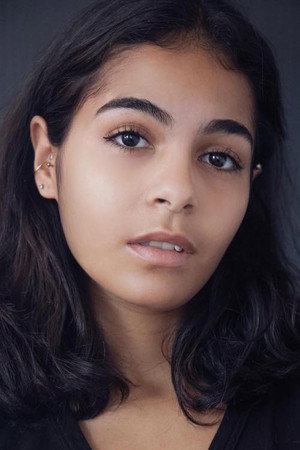 Cynthia Oliveira Souza in Echoes of the City