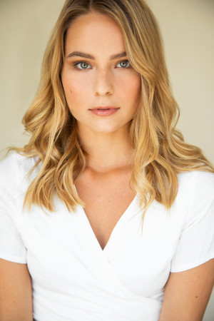Annika Foster in Northwood Pie