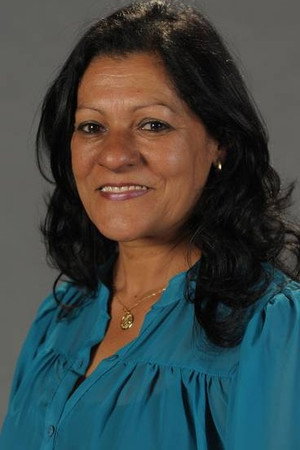 Luci Pereira in The Taste of the Blackberry