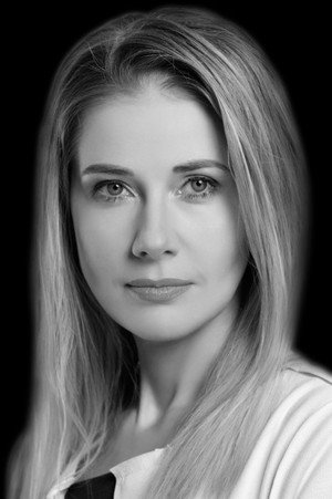 Irina Lindt in The Game of Love