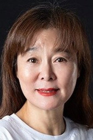 Jung Ma-rin in Cinema Street