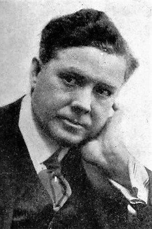 Harry Carter in The Gray Ghost