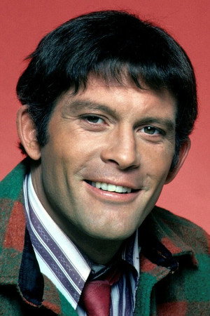 Max Gail in Pontiac Moon