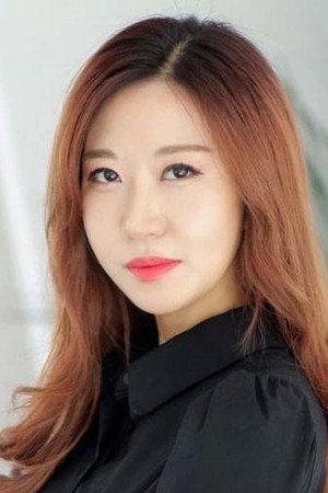 Seon Yool in Campsite Pervert Hostess
