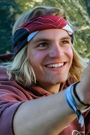 Pablo Signoret in Dibona, The Alpine highline project