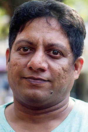 Bagavathi Perumal in Oru Kanniyum Moonu Kalavaanikalum