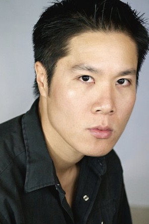 Michael Ng in Bat   21