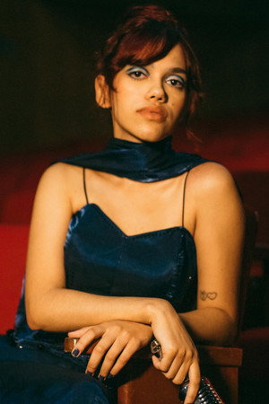 Julia Assis in A Febre