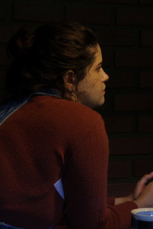 Gabi de Sá in the con artist's tale