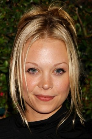 Alexandra Holden in Zoe Gone