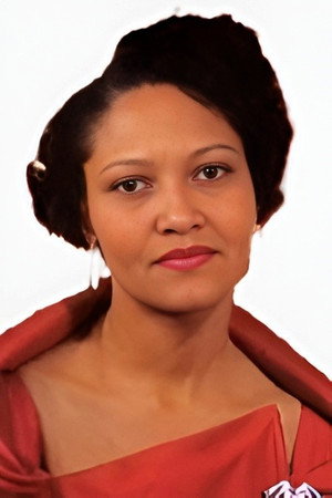 Maidie Norman in The Well