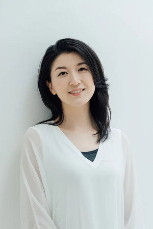 Maeko Oyama in Shrieking in the Rain