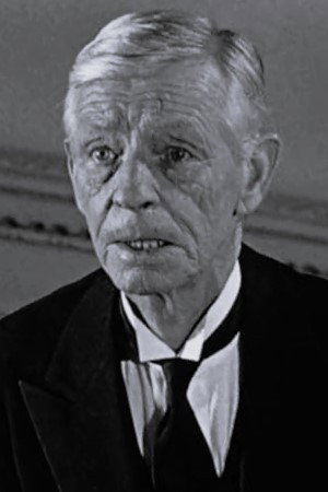 Cyril Delevanti in The Killing of Sister George