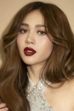 Janella Salvador in Under Parallel Skies