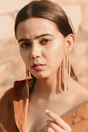 Monica Chaudhary in Tu Jhoothi Main Makkaar